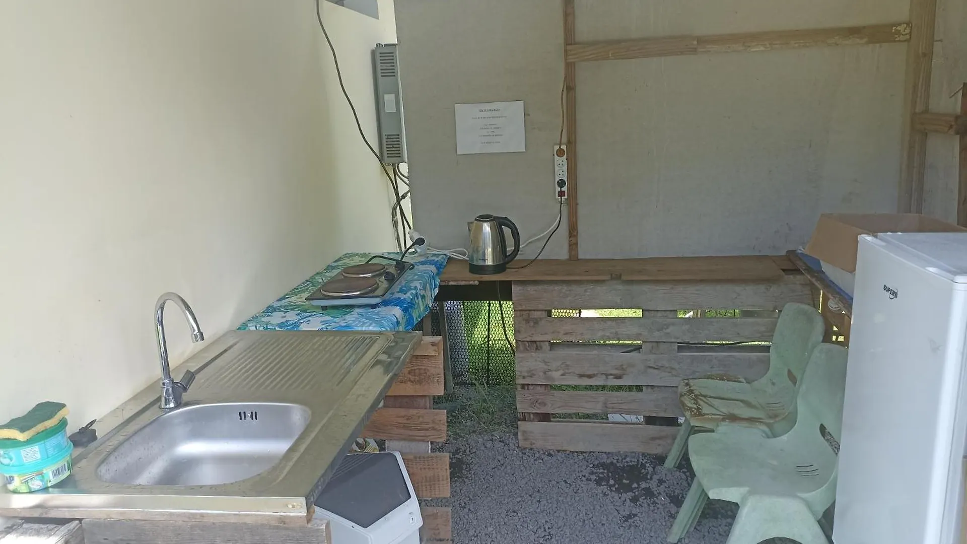 Camping Tenui Otel Taputapuapea Fransız Polonezyası